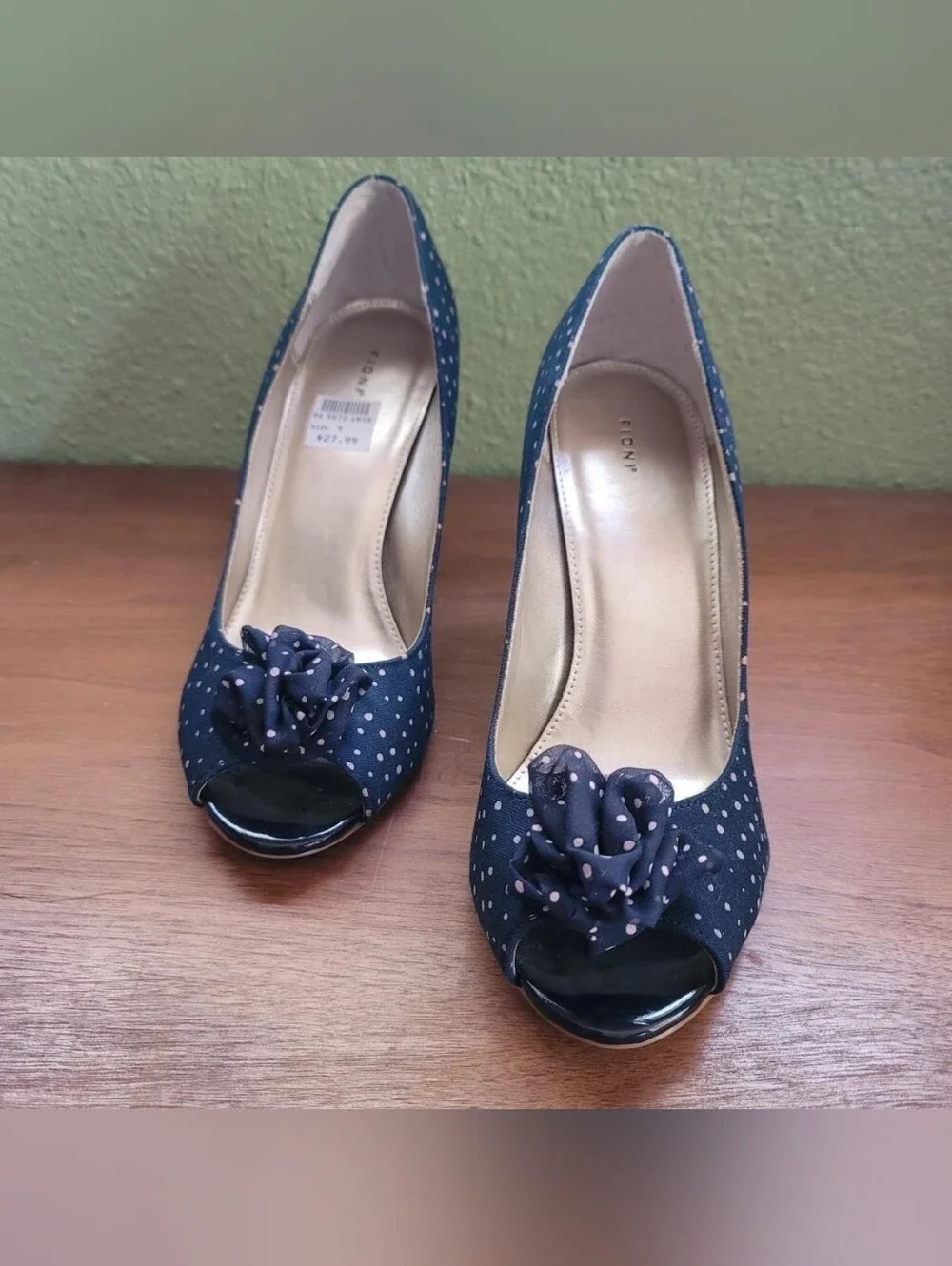 Navy Pink Polka Dot Peep-Toe Heels with Floral Accent Sz 9
